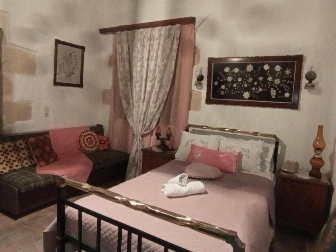 Traditional House Maria Azoyirás 외부 사진